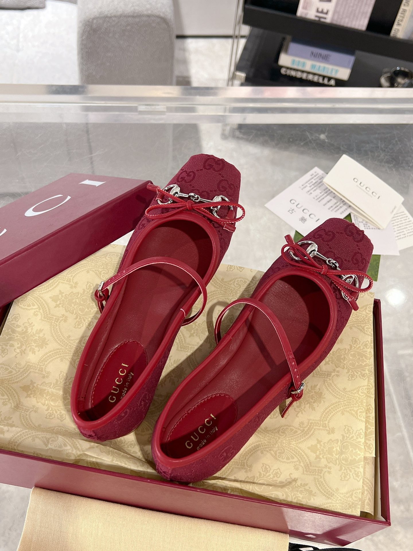 Gucci Ballet shoes with a bow and square toe - Image 3