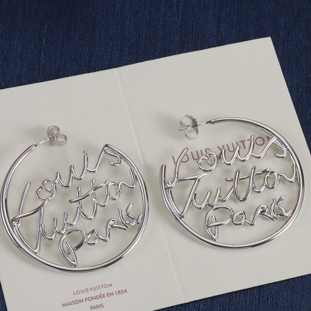 Lv Earrings - Image 2