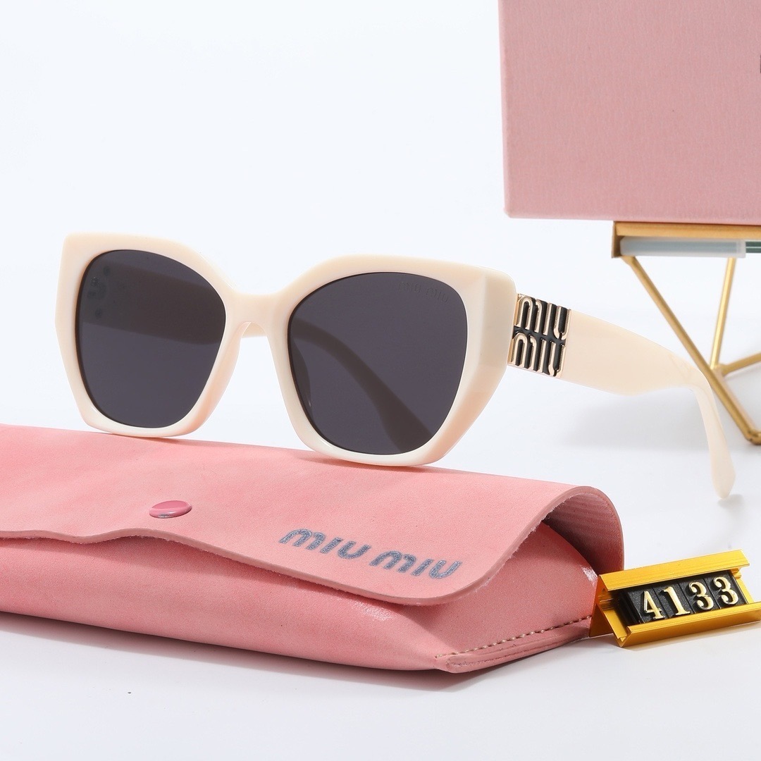 Miu Miu Fashionable Sunglasses - Image 2