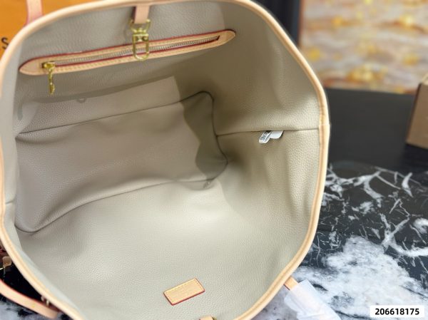 LV Neverfull Tote Bag