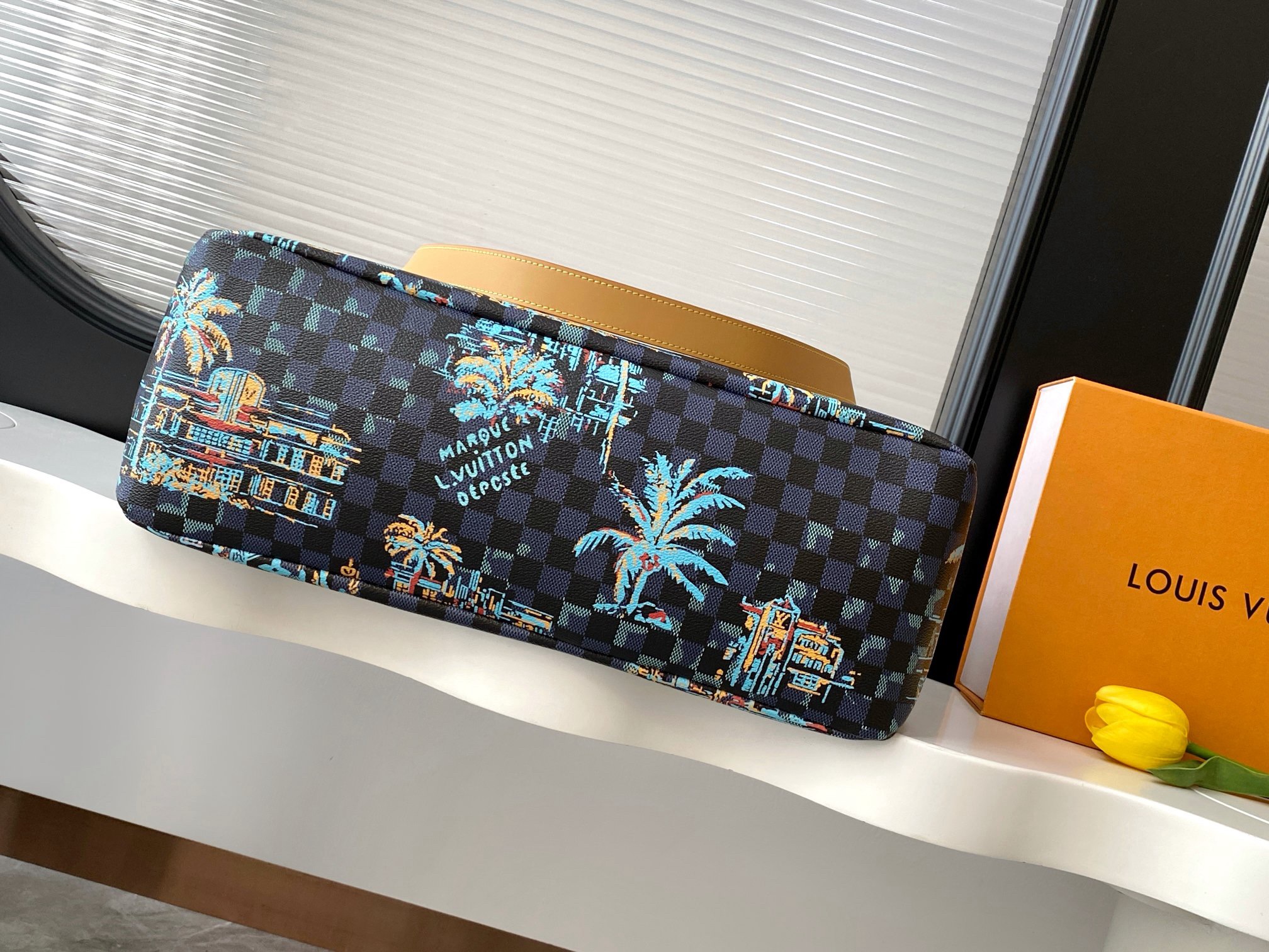 LV ShoerTote Bag - Image 4