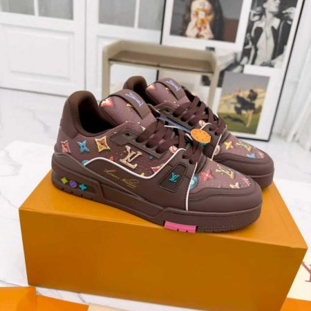 LV Trainer Sneakers Top Quality - Image 5