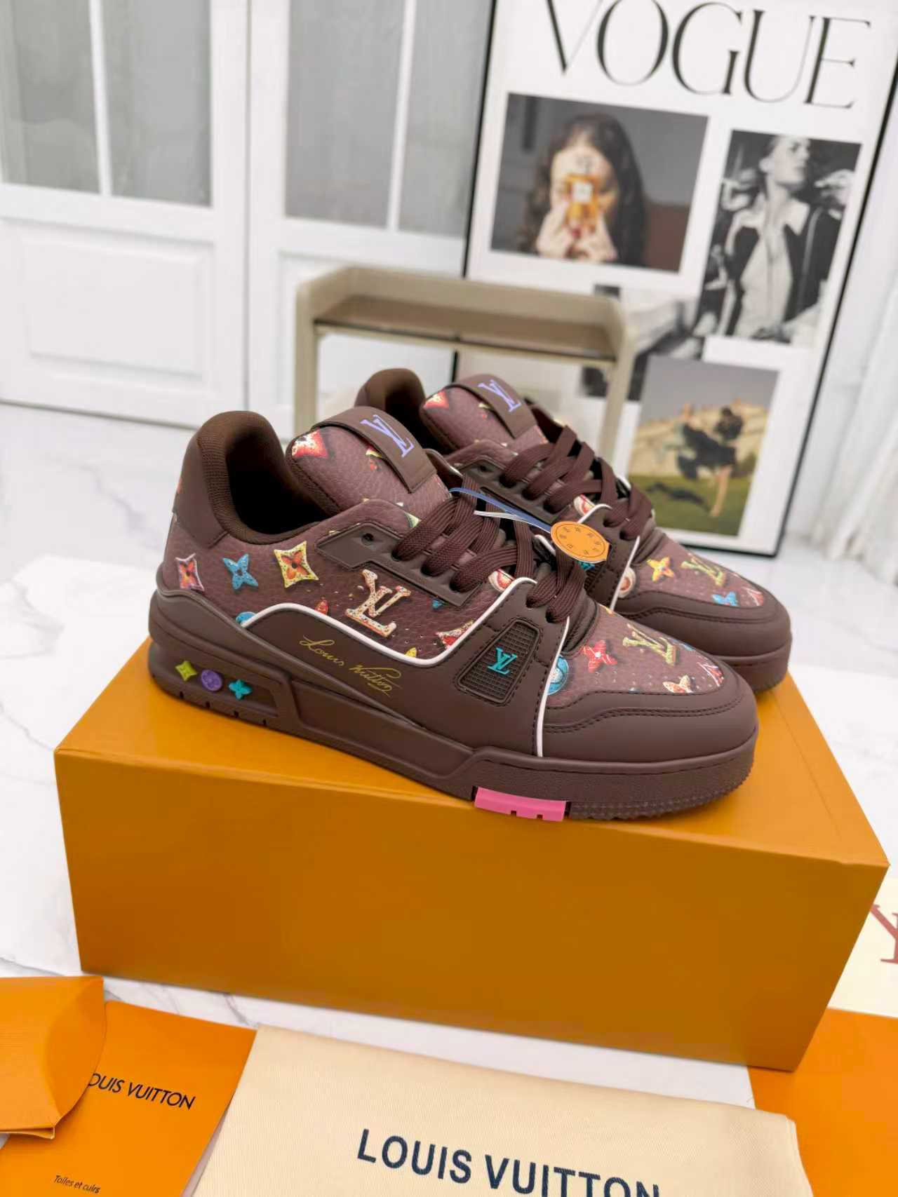 LV Trainer Sneakers Top Quality - Image 5