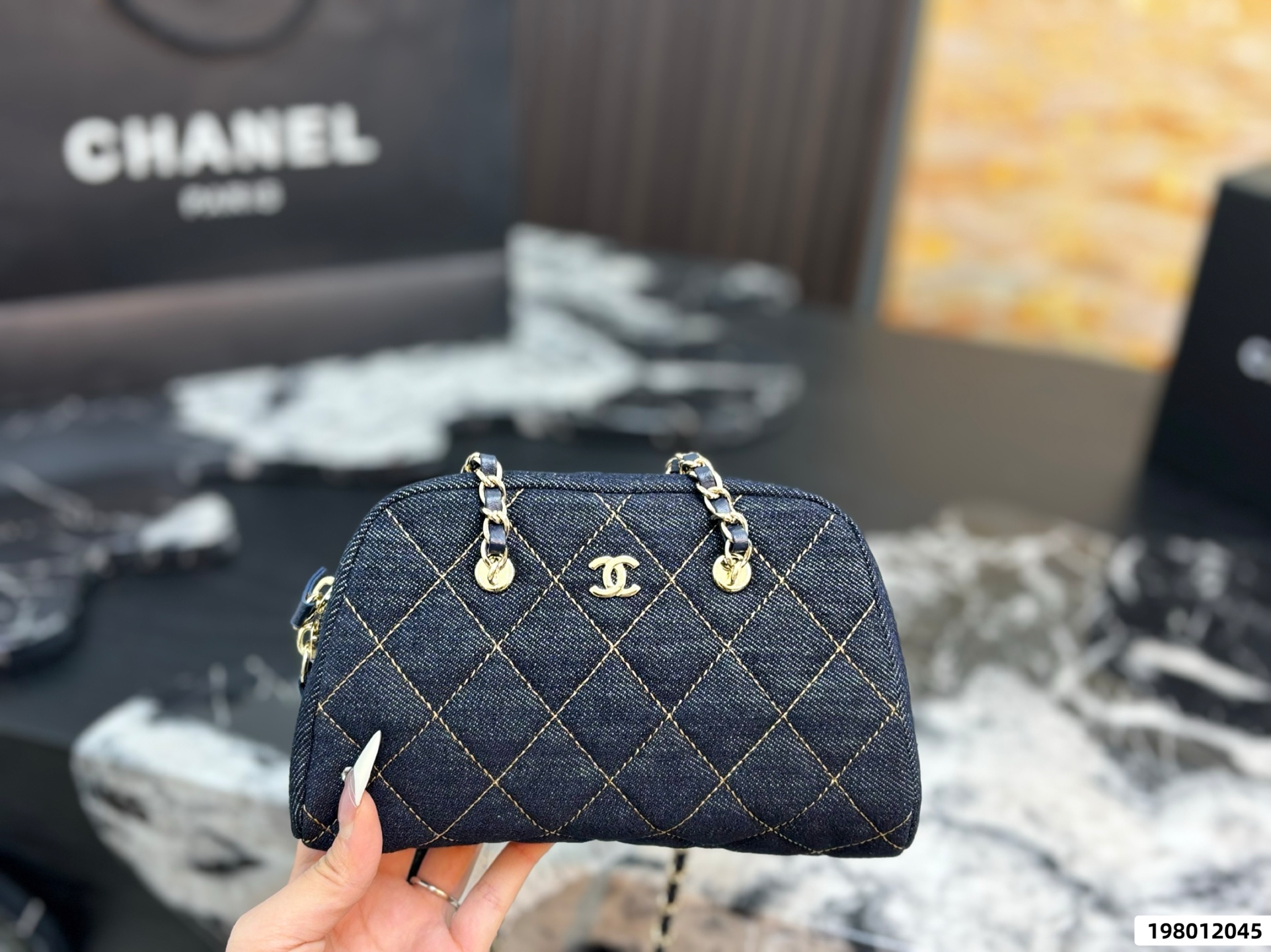 Chanel Clutch With Chain Bag - Image 5