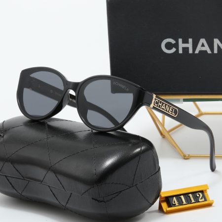 Chanel Fashionable Sunglasses - Image 3