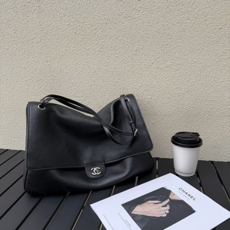 Chanel CF C26S Large Shoulder Bag - Image 3