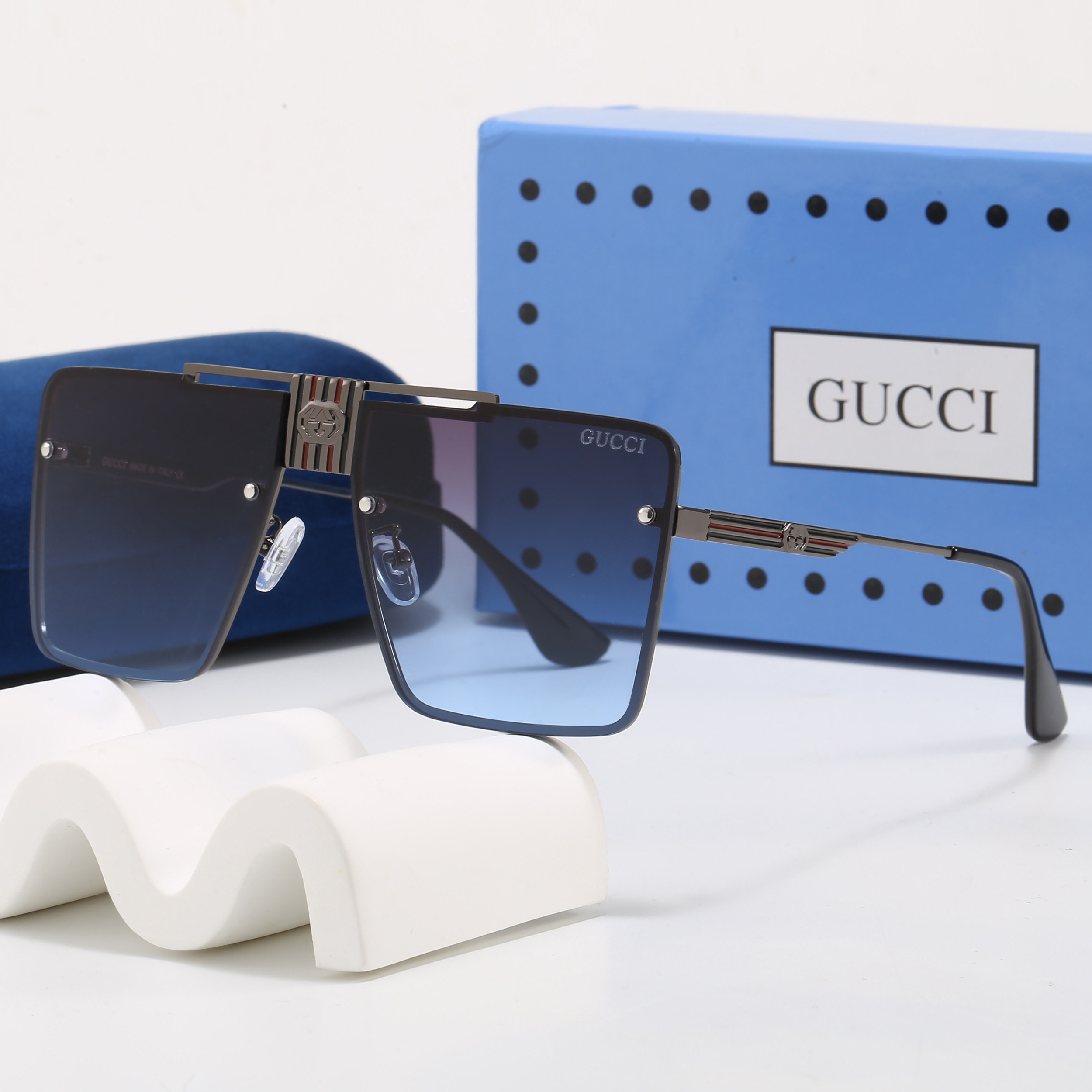 Gucci Fashionable Sunglasses - Image 3