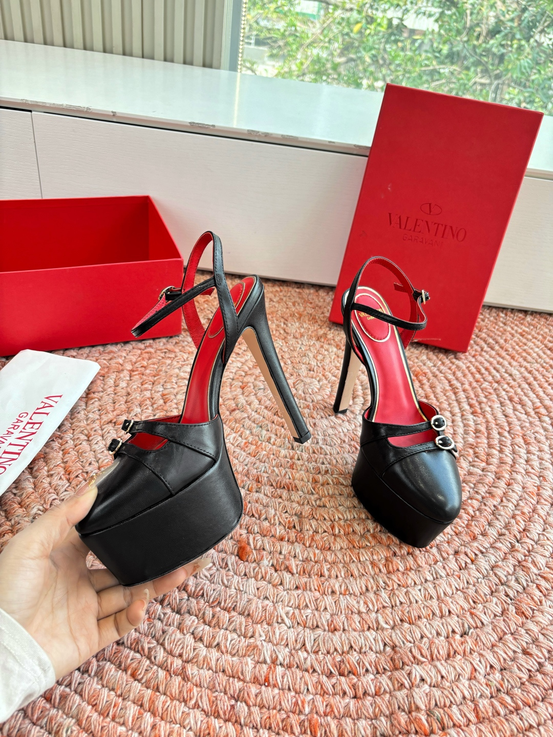 Valentino Garavani Crasher Platfrom Pumps - Image 8