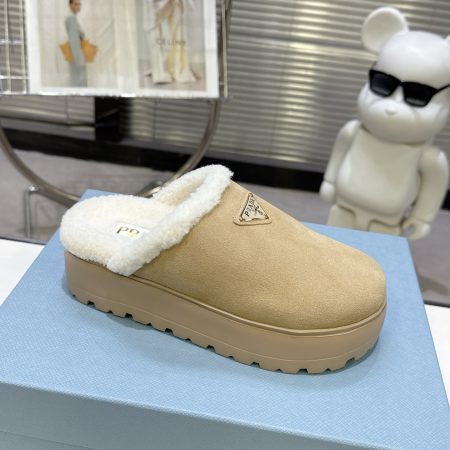 Prada shearlina-lined Suede Mules