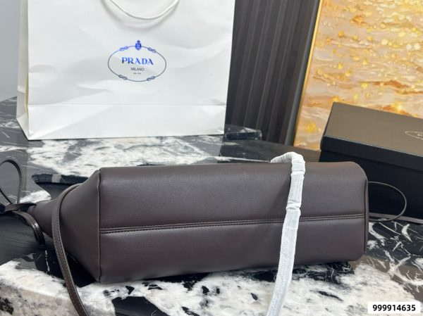 Prada Vitello Daino Handbag
