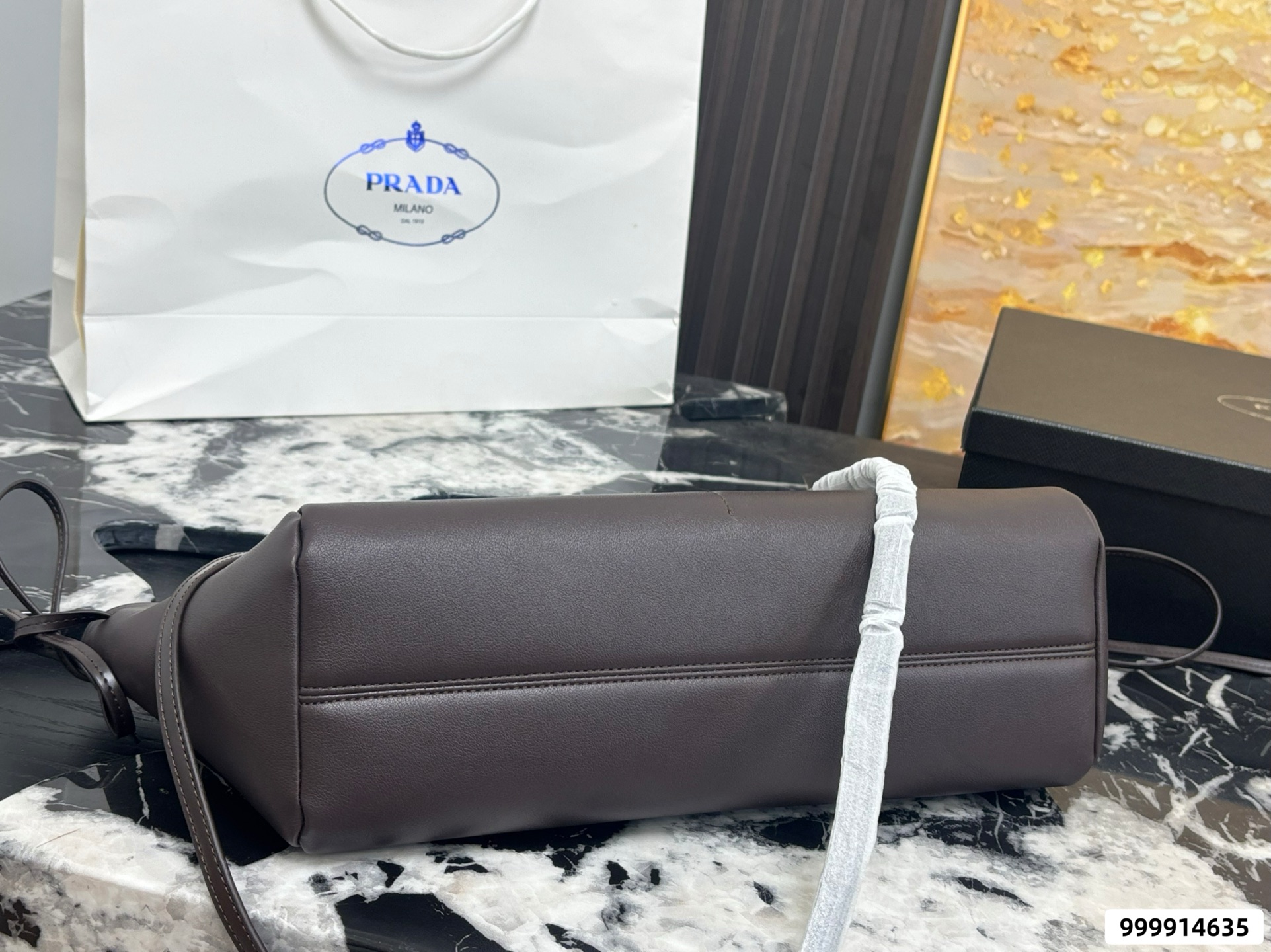 Prada Vitello Daino Handbag - Image 10