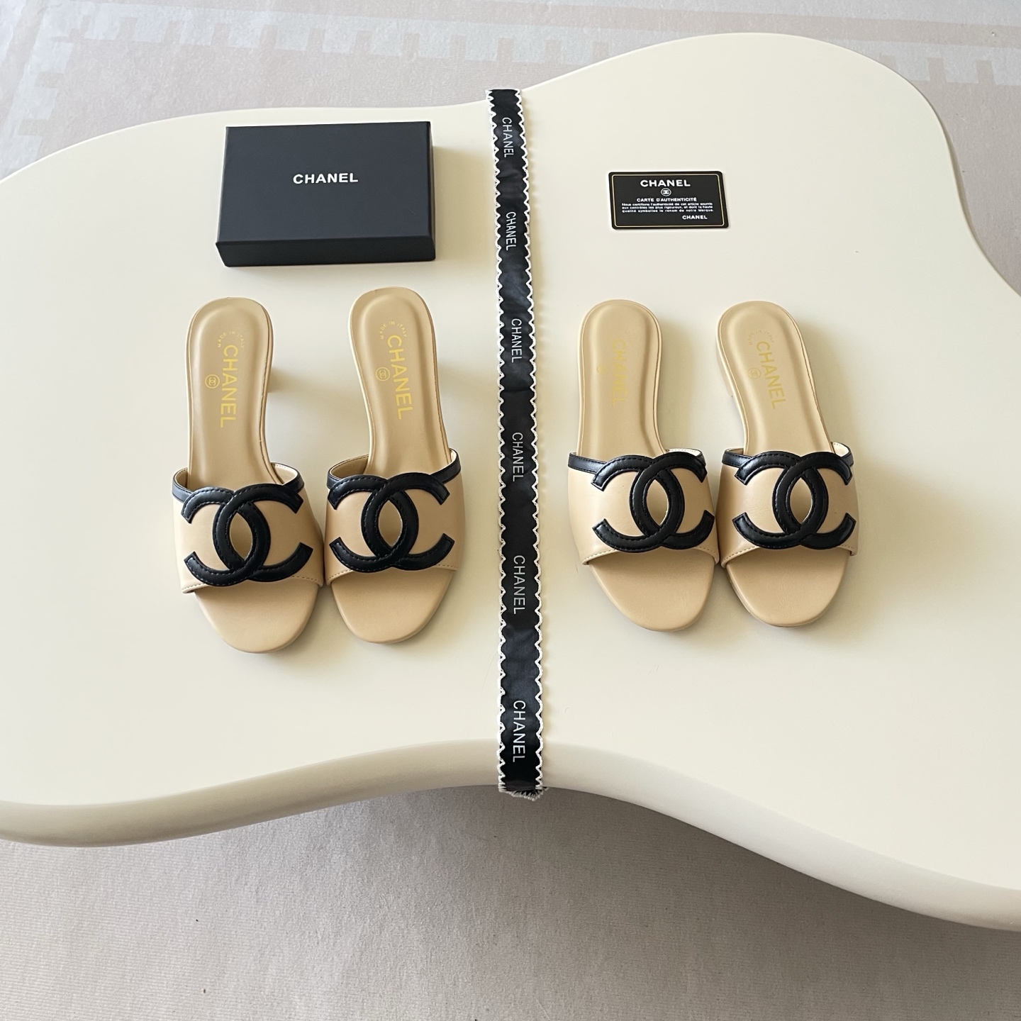 Chanel 26P Double C Two-Tone Flat Slippers - Image 4