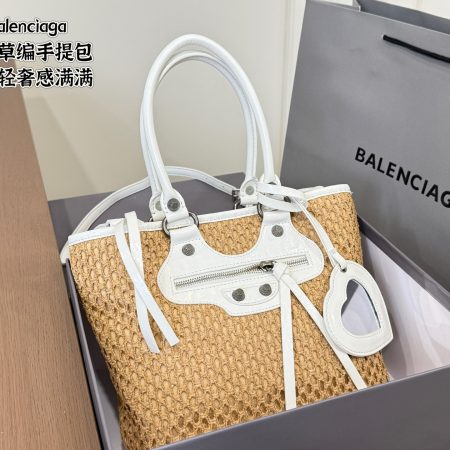 Balenciaga Straw Tote Bag - Image 2
