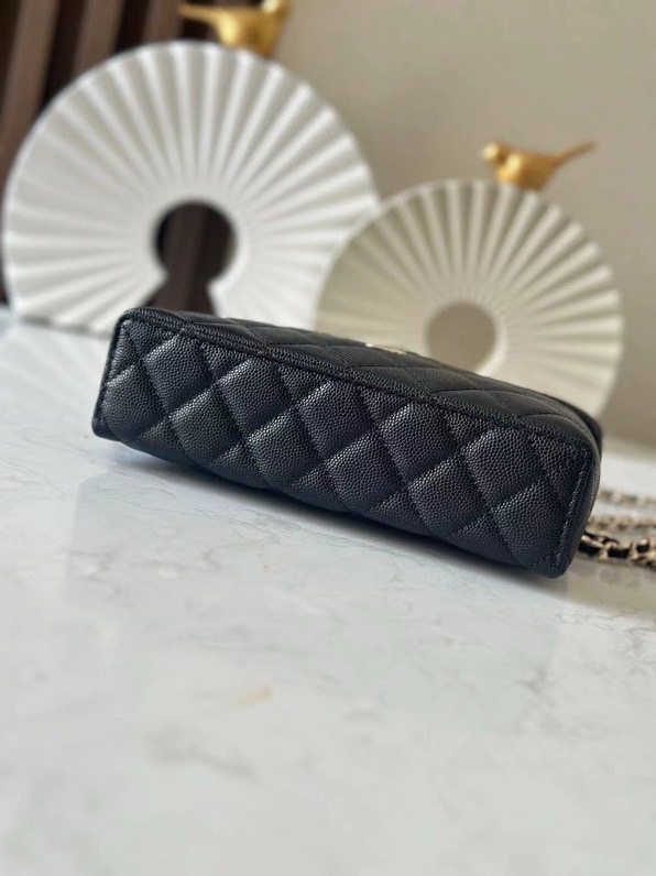 Chanel 25C Vanity / Clutch with Chain
