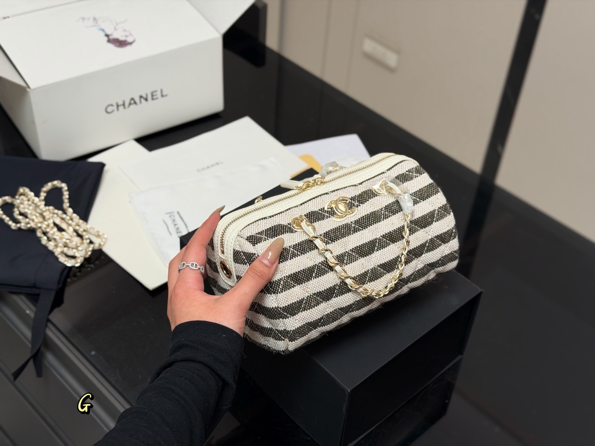 Chanel Clutch With Chain Bag - Image 5