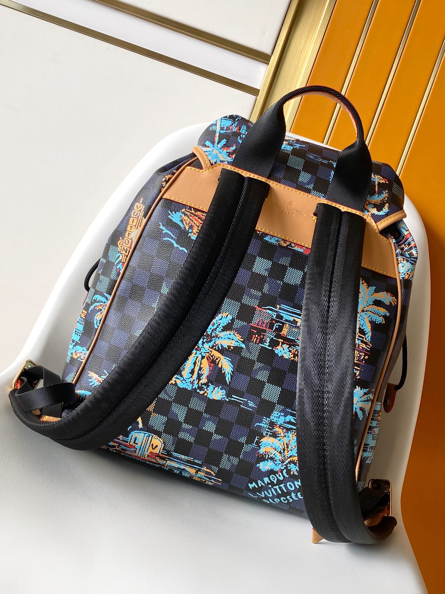 LV Montsouris Cargo Damier Bag - Image 3