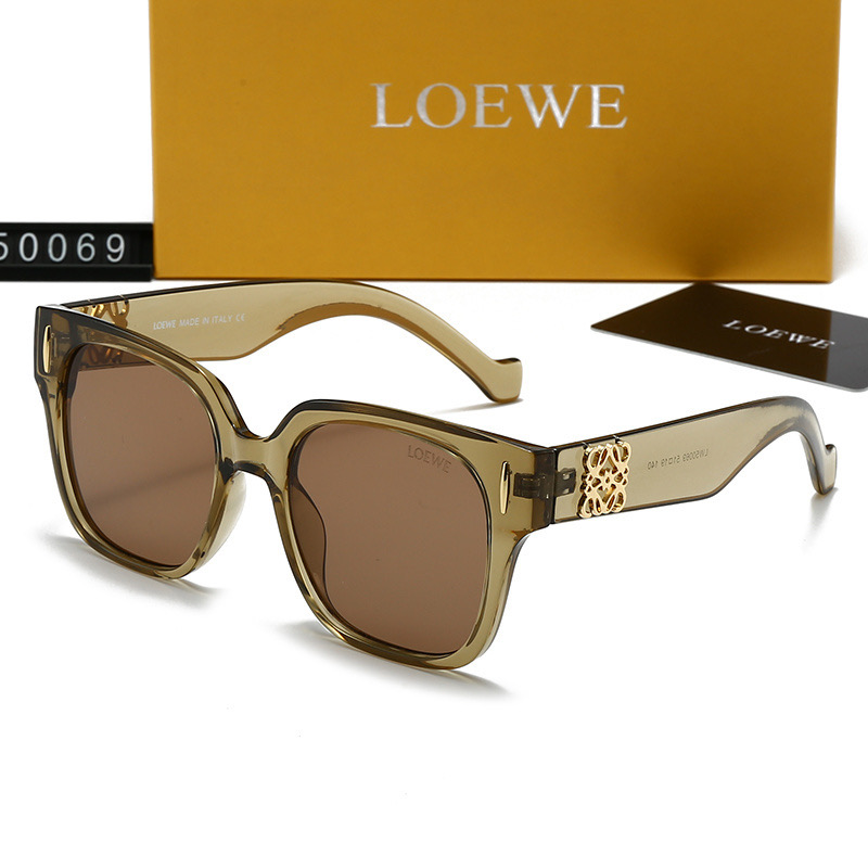 LOEWE Fashionable Sunglasses - Image 1
