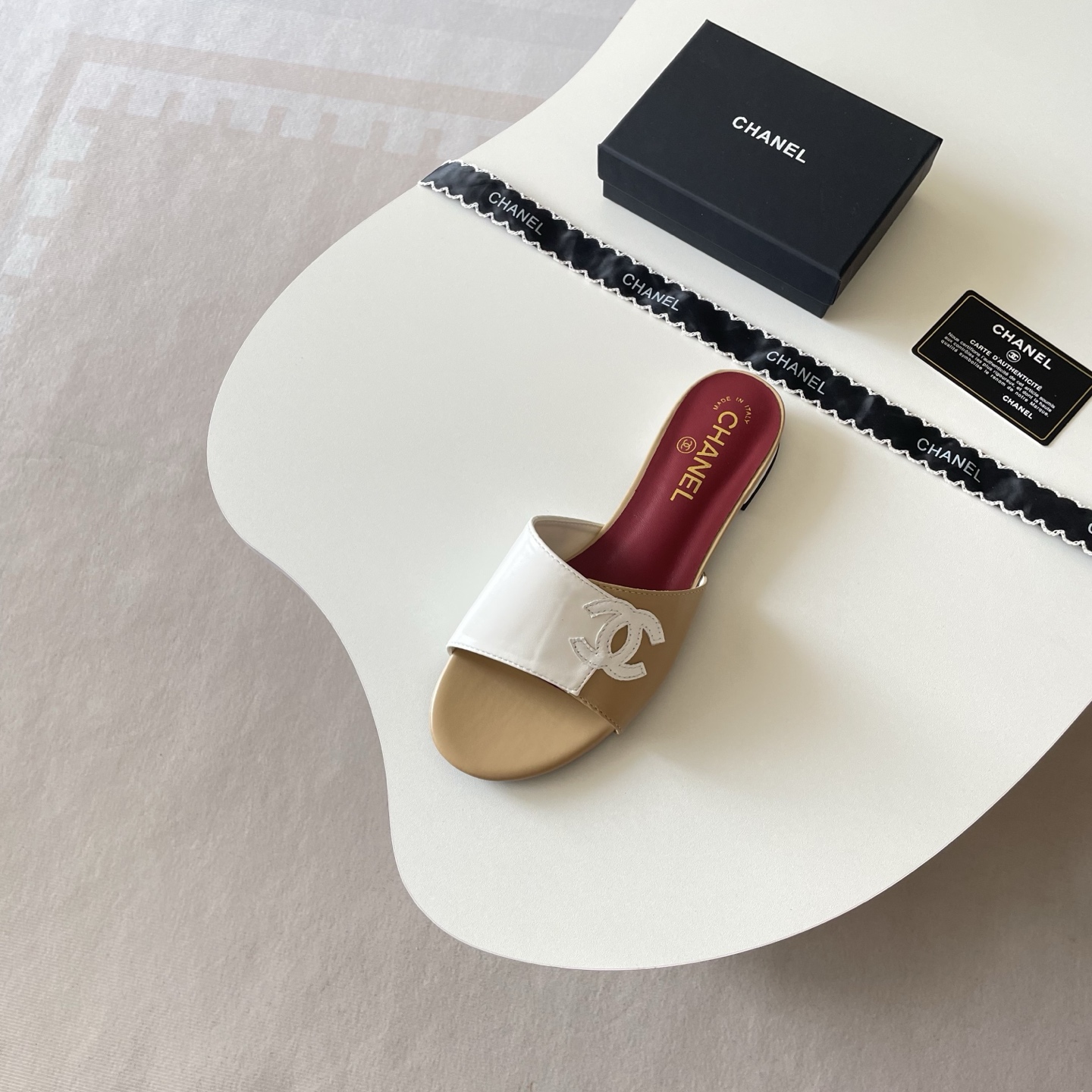 Chanel 26P Double C Two-Tone Flat Slippers - Image 4