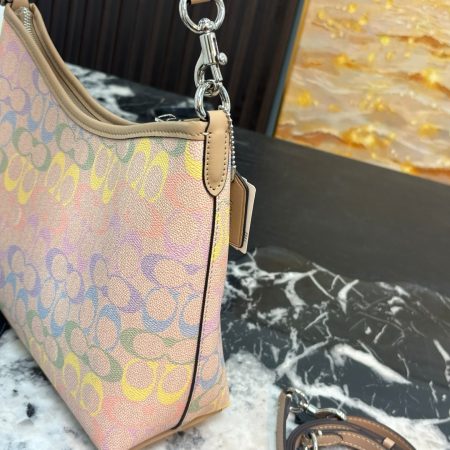 Coach Laurel Travel Bag - Image 6