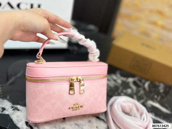 Coach Rainer Box Bag