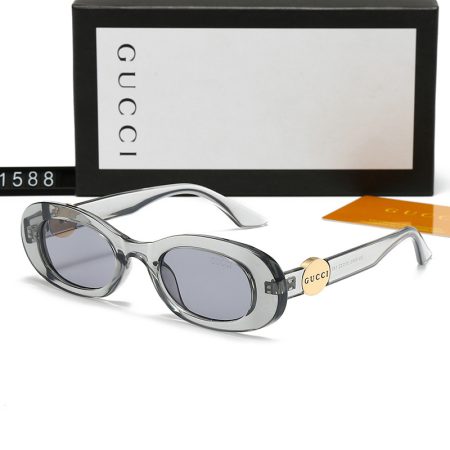 Gucci Fashionable Sunglasses - Image 6