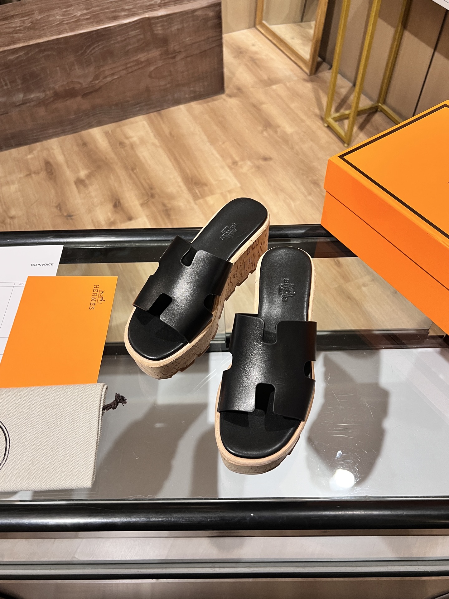 Hermès H Slippers - Image 2
