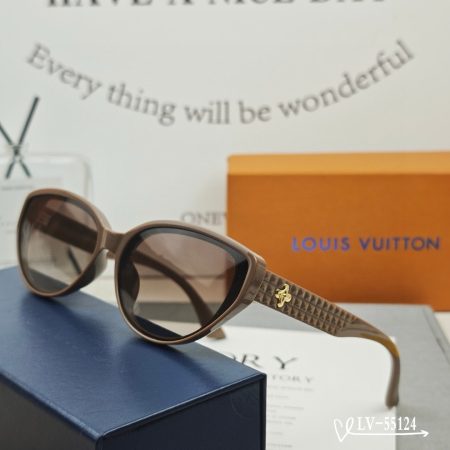 LV Polaroid Resin Sunglasses - Image 2