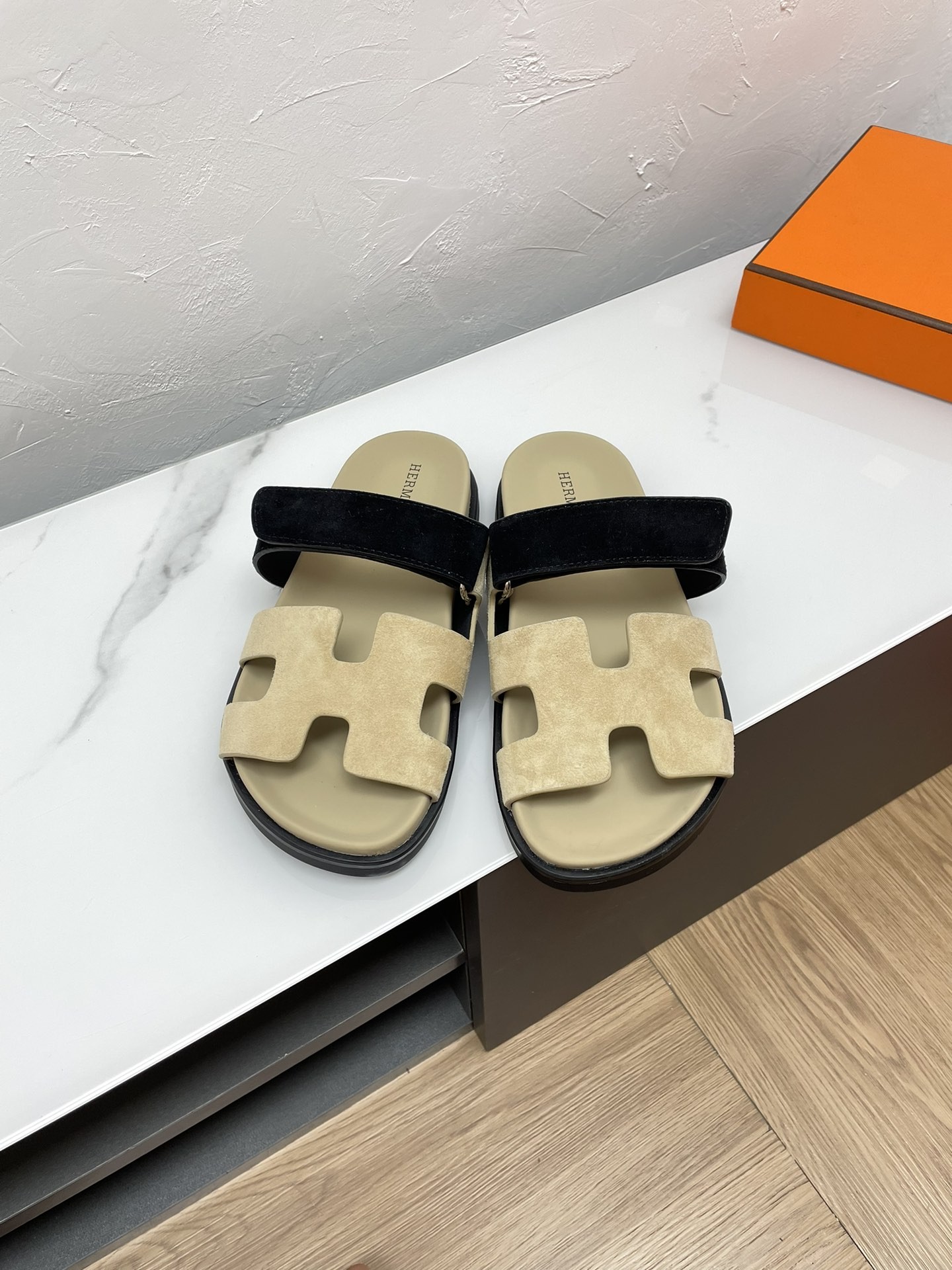 Hermès Chypre Sandals - Image 13