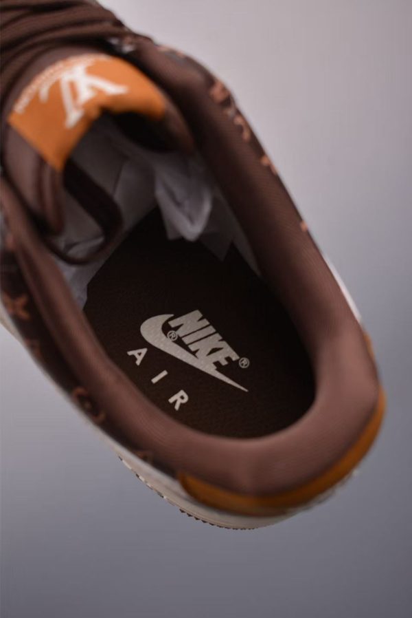 LV X NIke Air Force 1 XL1979-104