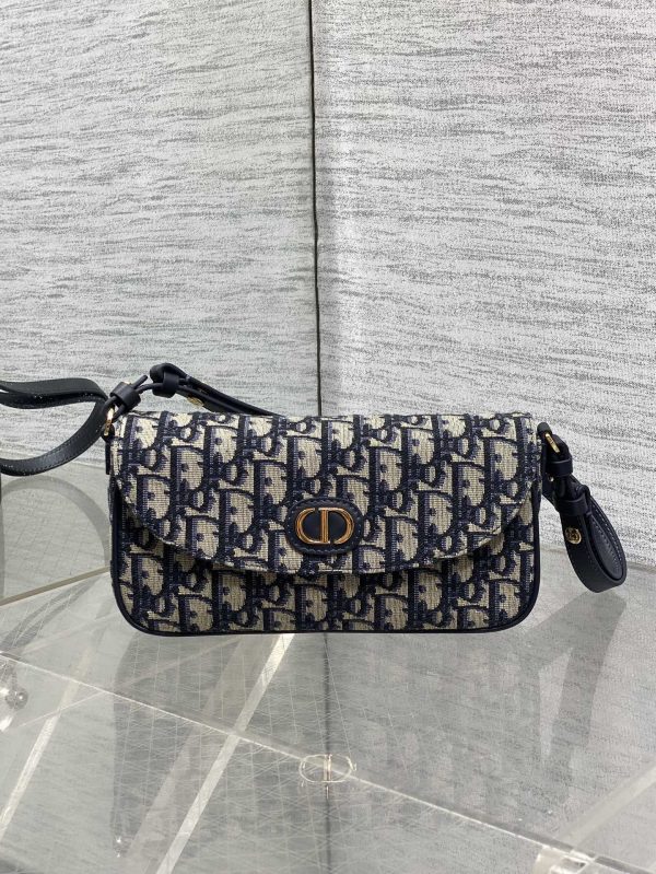Dior 30 Montaigne Avenue Bag Oblique Blue