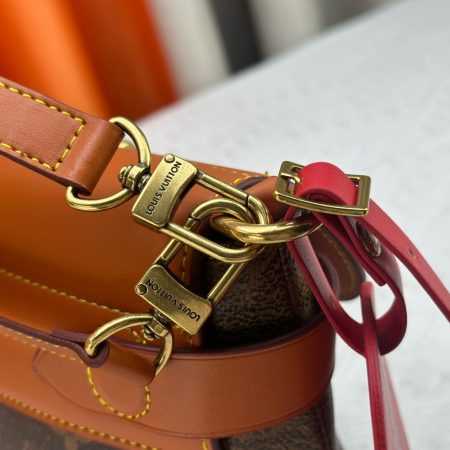 LV Steamer Crossbody Bag - Image 7