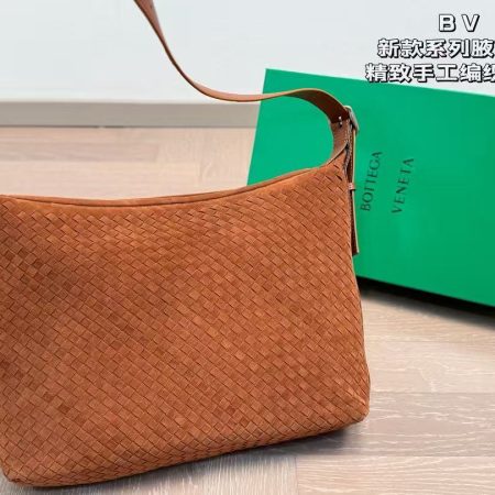 Bottega Bv Woven Underarm Bag - Image 2