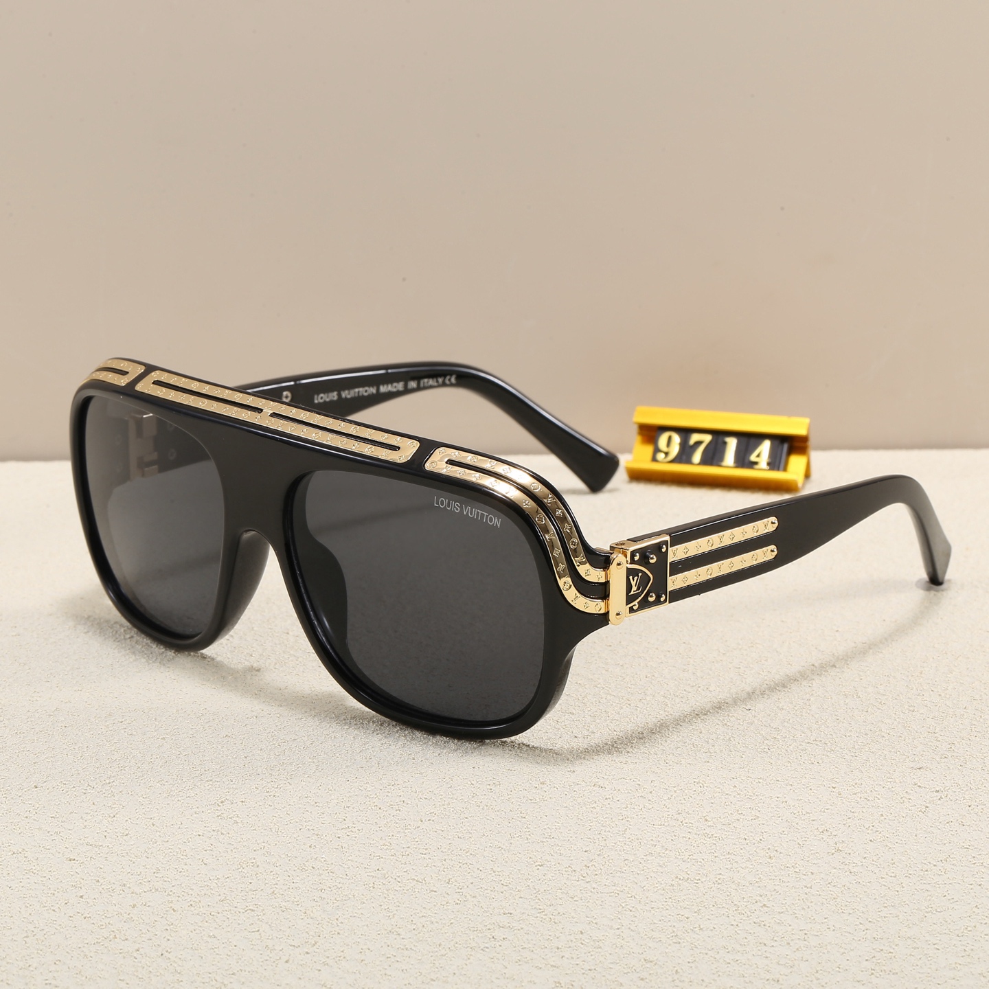 LV Fashionable Sunglasses - Image 6