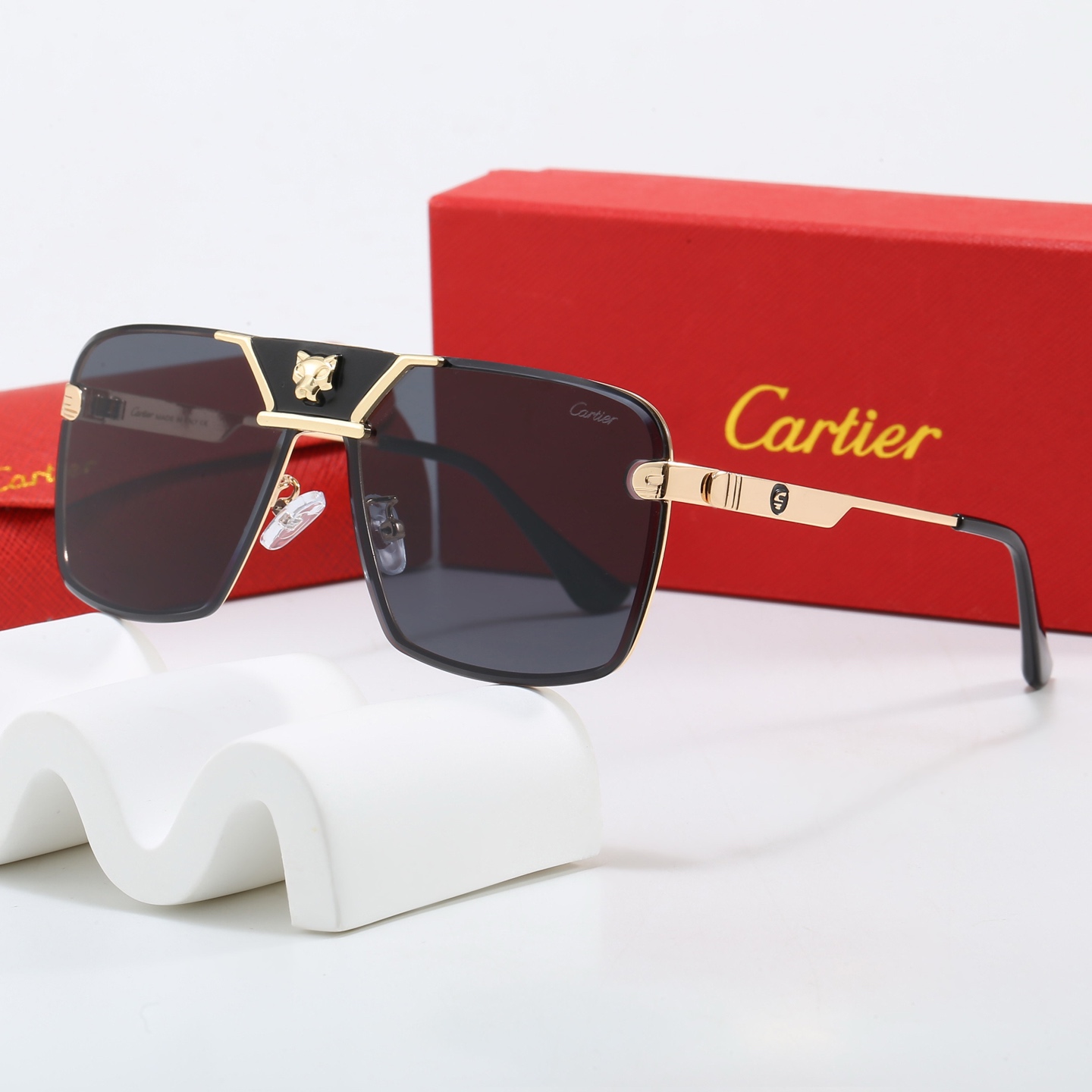 Cartier Fashionable Sunglasses - Image 5