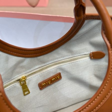 Miu Miu Ivy Tote Bag - Image 5
