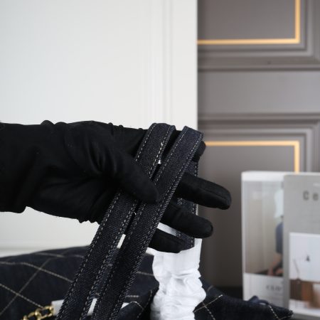 Chanel 25C Denim Bag - Image 7