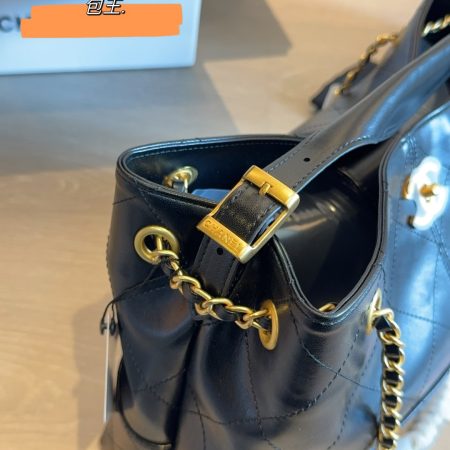 Chanel 25A Hobo Bag - Image 8