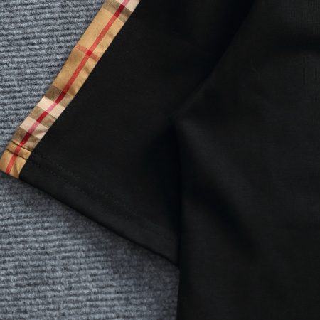 Burberry T-Shirt - Image 6