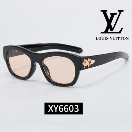 LV Fashionable Sunglasses - Image 4