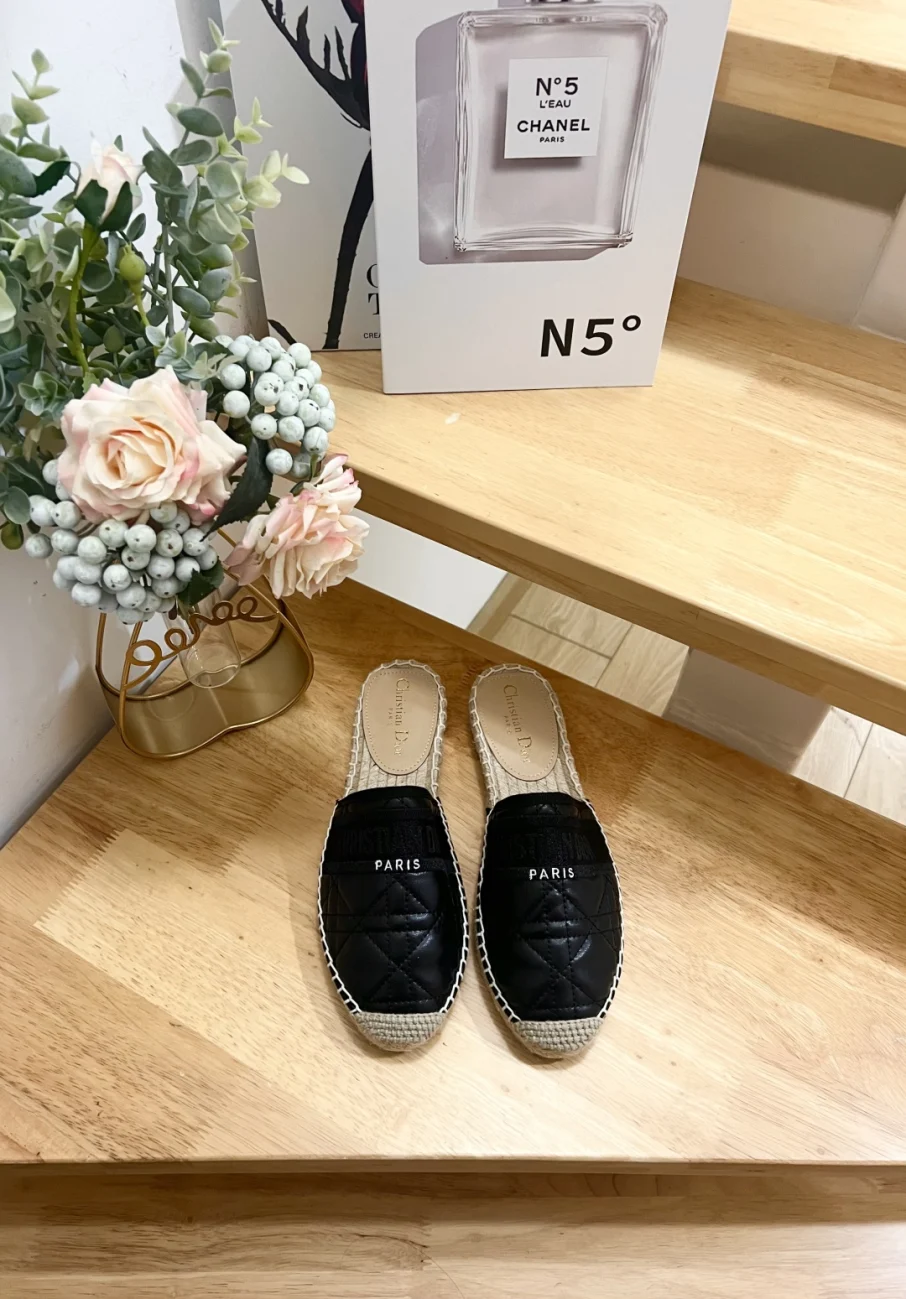 Dior Slipper Sandals Top Quality - Image 4