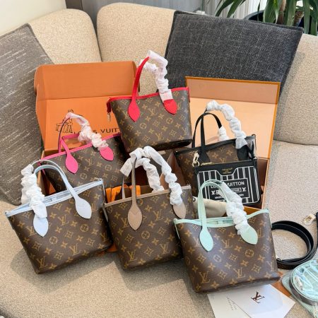 LV Neverfull Bandouliere Inside Out Bag