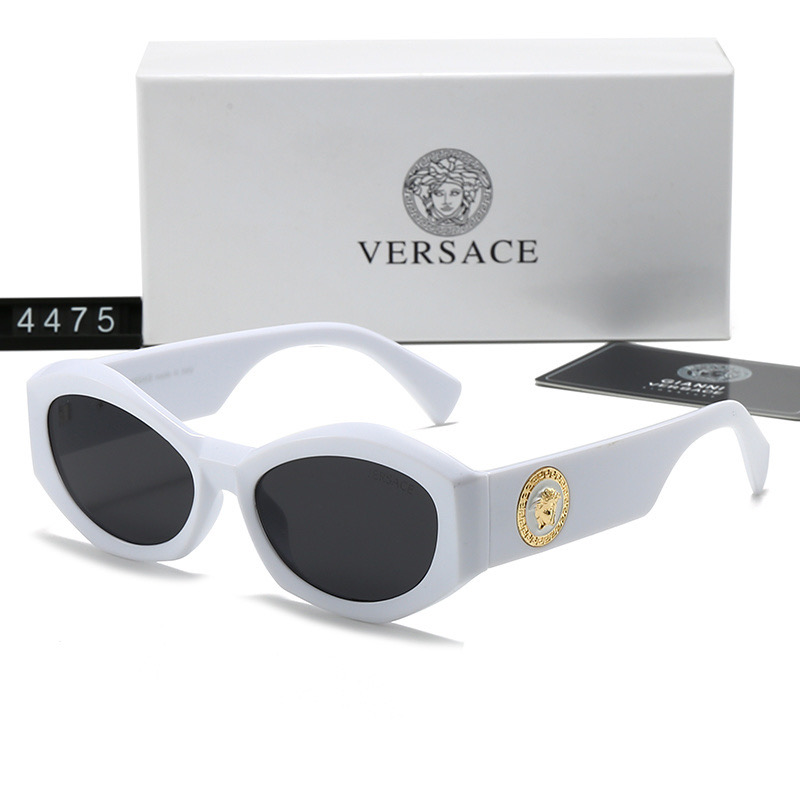 Versace Fashionable Sunglasses - Image 4