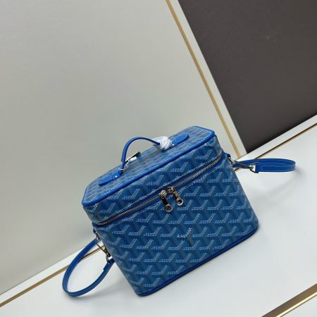 Goyard Cosmetic Bag - Image 4