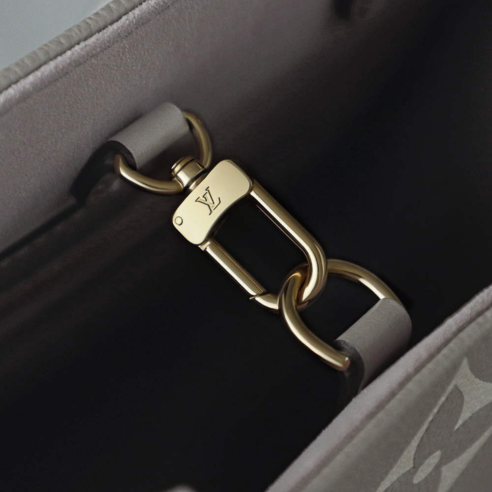 LV OnTheGo MM Bicolor Monogram Empreinte Bag - Top Quality - Image 16