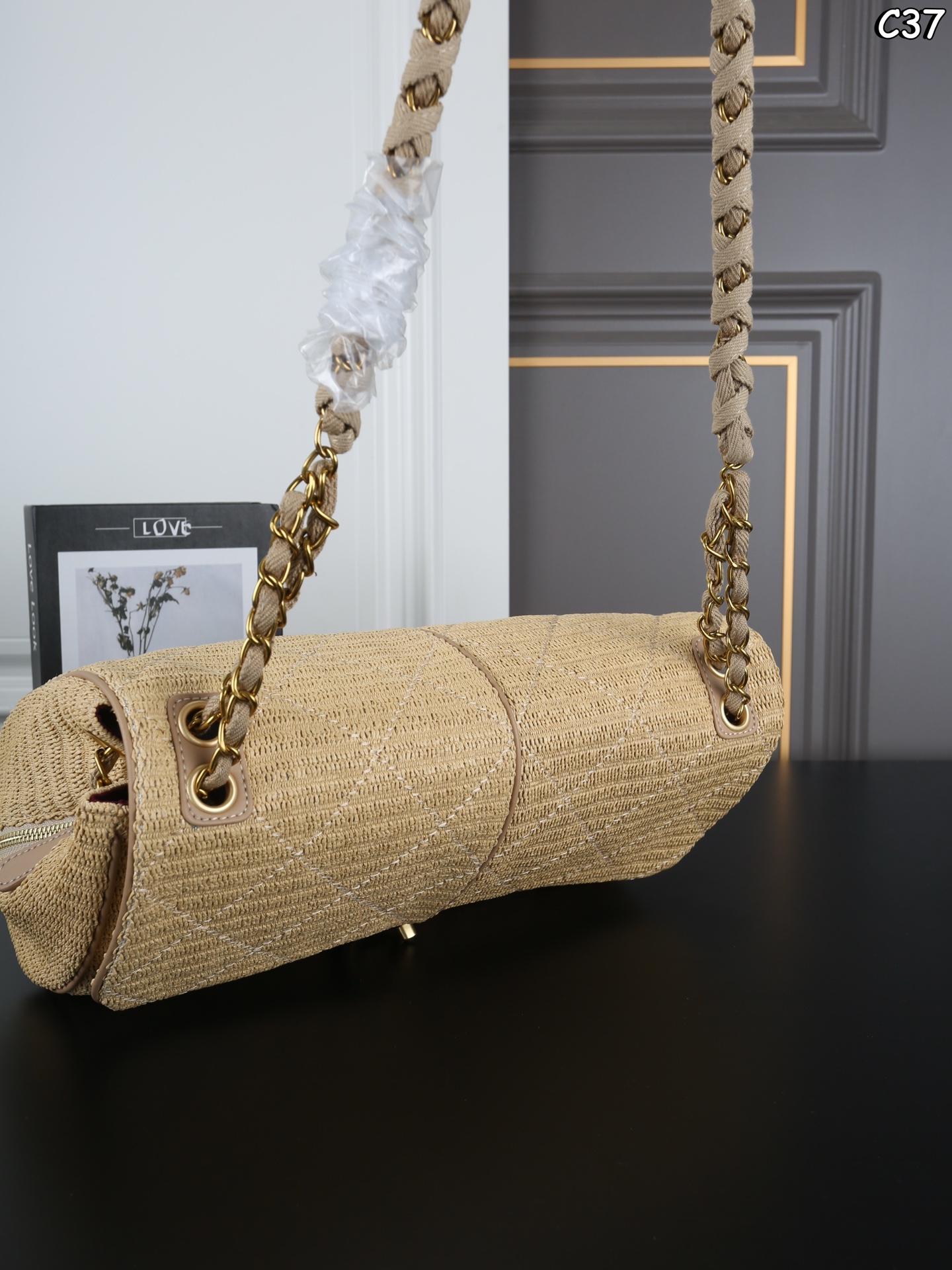 Chanel Flap Bag - Image 7
