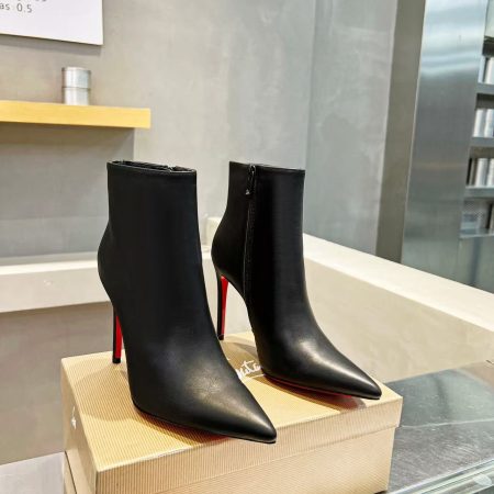 Christian Louboutin So Kate Booty Heels - Image 2