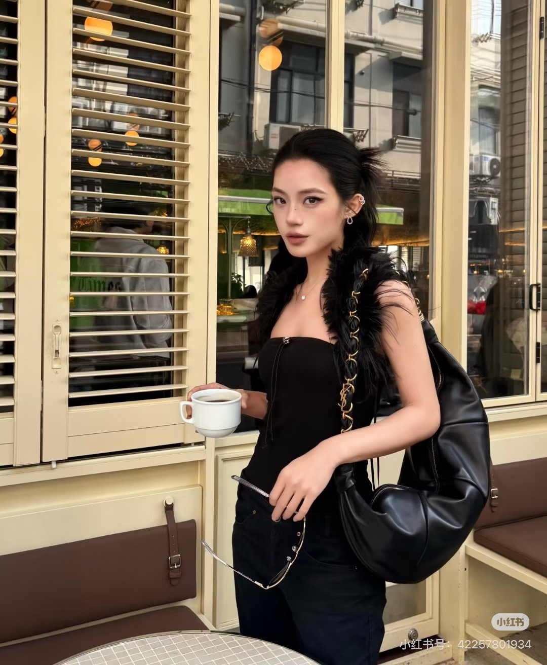 YSL Hobo Crescent Bag - Image 9