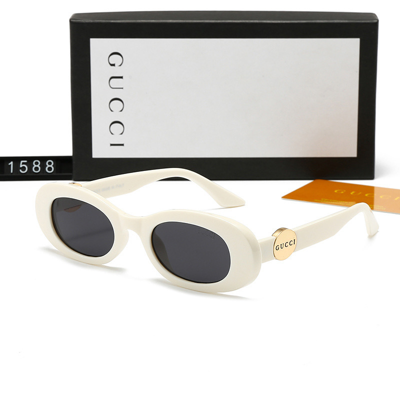 Gucci Fashionable Sunglasses - Image 3