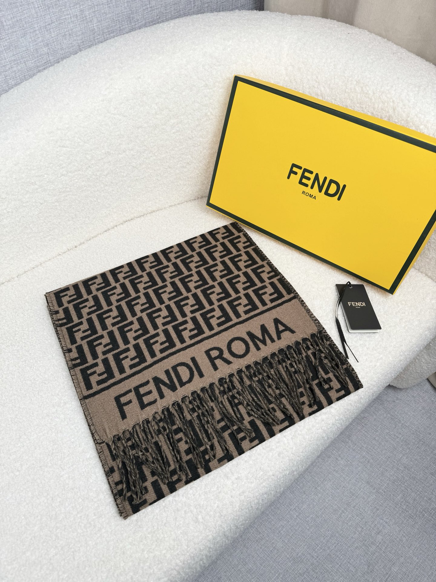 Fendi Wool Jacquard Unisex Scarf - Image 2