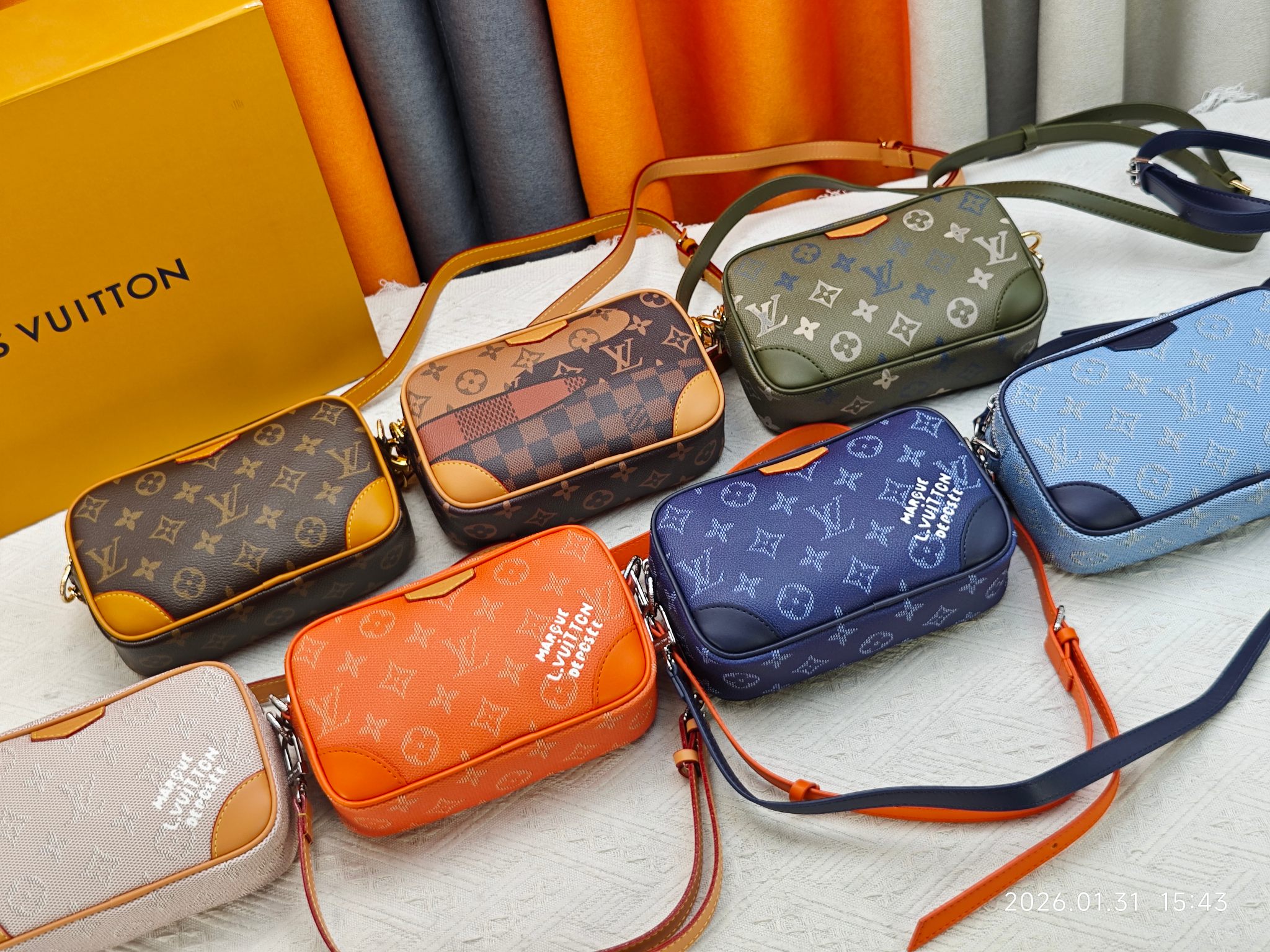 LV  Trocadero Mini Bag - Image 1